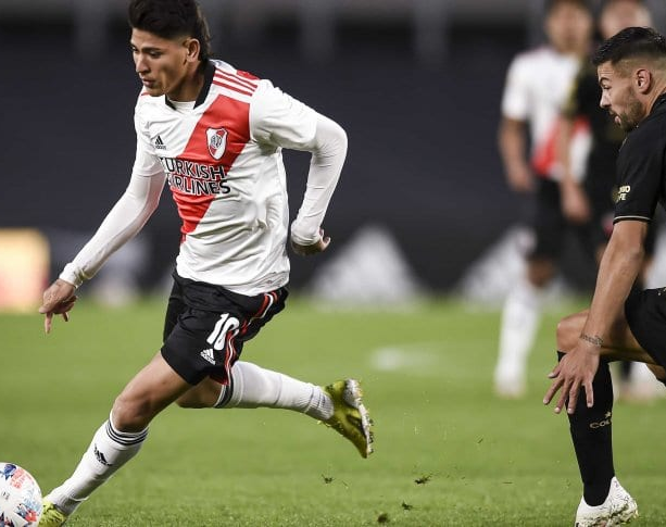 Colón fue superior y se impuso ante River 