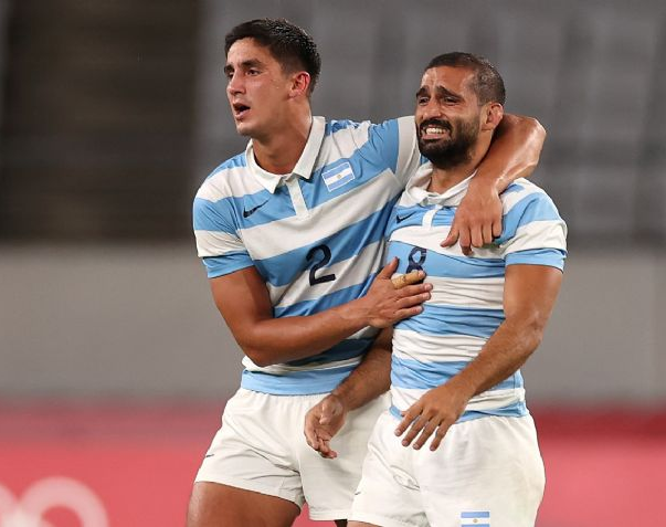 Heroico triunfo de Los Pumas 7 en el rugby de los Juegos Olímpicos: superaron a Sudáfrica con un hombre menos y están en semifinales