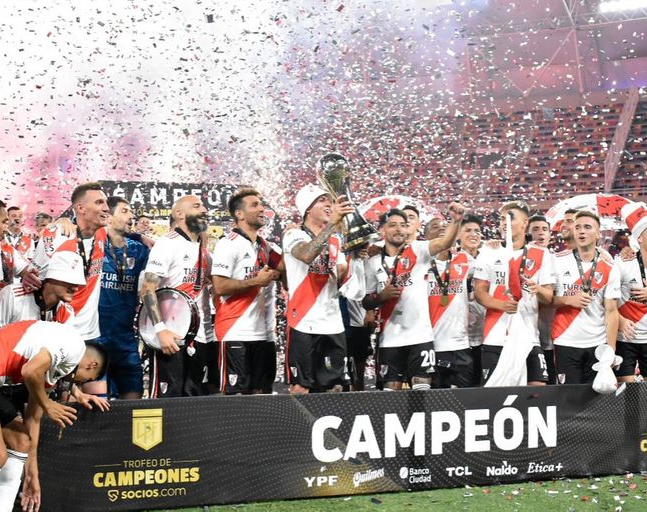 River Plate venció a Colón con un show de Julián Álvarez y logró un nuevo título en la era Gallardo