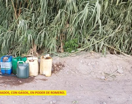 Detuvieron a trabajadores municipales que robaban combustible y lo vendían