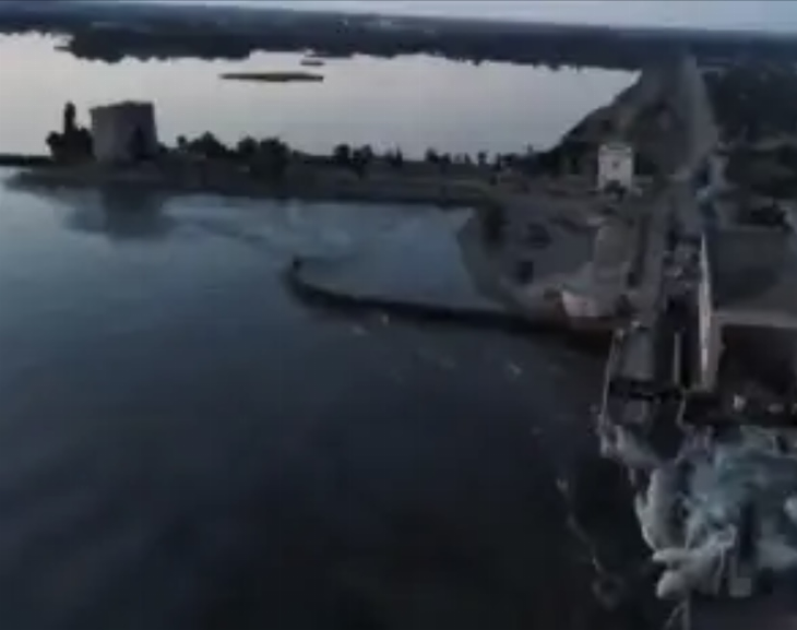 Ucrania acusó a Rusia de destruir la represa Kakhova: más de 80 pueblos corren riesgo de inundarse