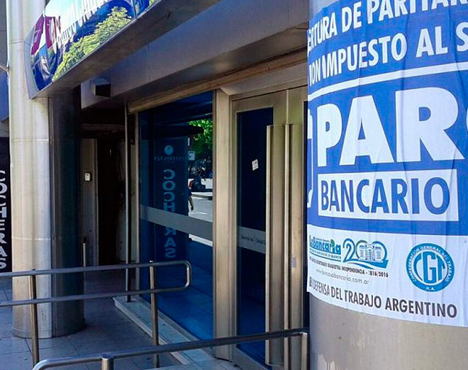 Los bancarios quieren mas plata y paran la semana que viene