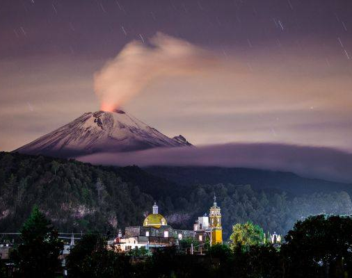Nueva explosión en el Popocatépetl se registró hoy; estallido alertó a localidades cercanas