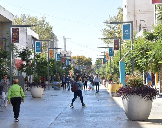 Comercio en feriados: controlarán si se cumple con el pago doble a empleados