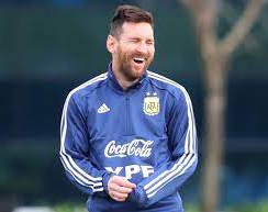 Quiso tatuarse a Messi pero algo salió mal: "Parece Voldemort"