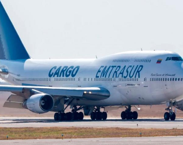 Polémica por un avión en Ezeiza que no se identificó y nadie reconoce como propio