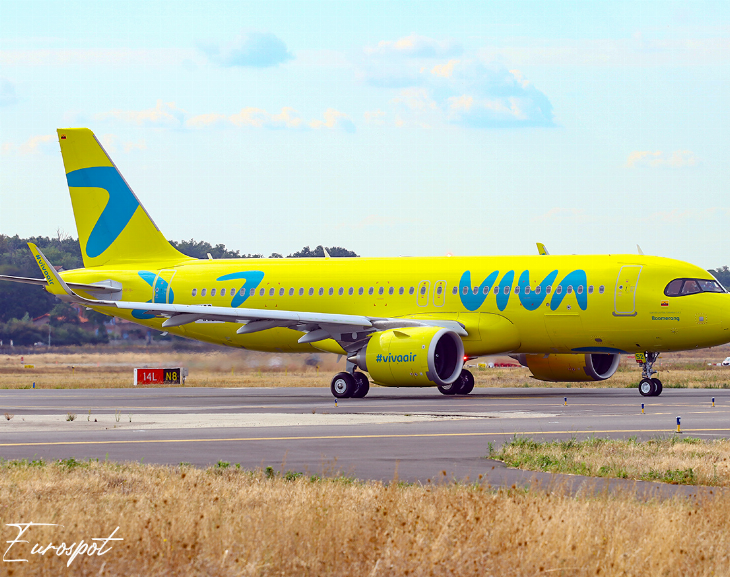 Argentinos viajaban por Colombia, quebró la aerolínea y ahora están varados