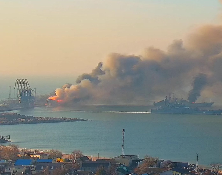 Rusia bombardeó un puerto ucraniano tan solo un día después del acuerdo sobre la exportación de granos