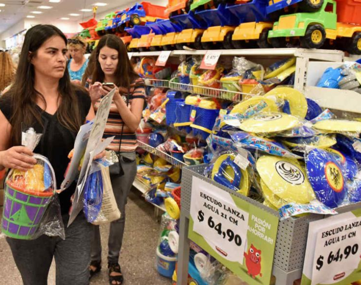 Los sanjuaninos se endeudan por el regalo de los Reyes