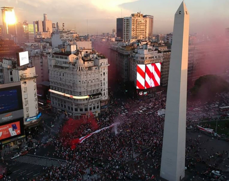 El día después de Boca campeón, River sale a festejar la "Caravana Eterna"