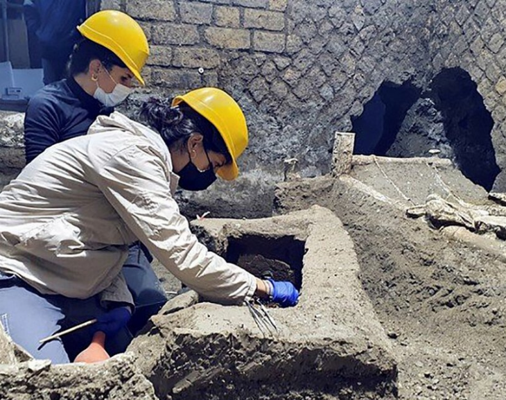 Impresionante hallazgo: descubren en Pompeya la habitación de una familia de esclavos bien conservada