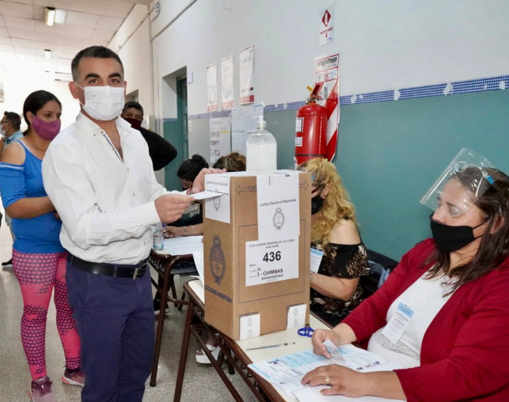 Fabián Gramajo votó y manifestó que "Somos un pueblo de pie que no volverá atrás"