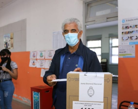 Ya votó el candidato del Frente Todos, Walberto Allende: "Que la gente se acerque a votar"