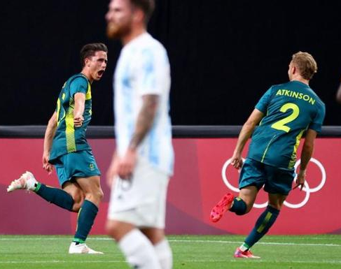 Argentina cayó por 2 a 0 ante Australia en el debut de Tokio 2021