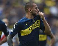 Darío Benedetto está cerca de Boca pero se irían otros delanteros