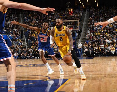 LeBron James se convirtió en el mayor anotador de la NBA
