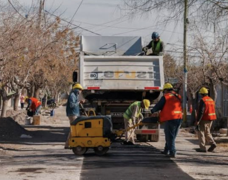 Rawson destinará $2.800 millones para pavimentar barrios afectados por las obras de cloacas