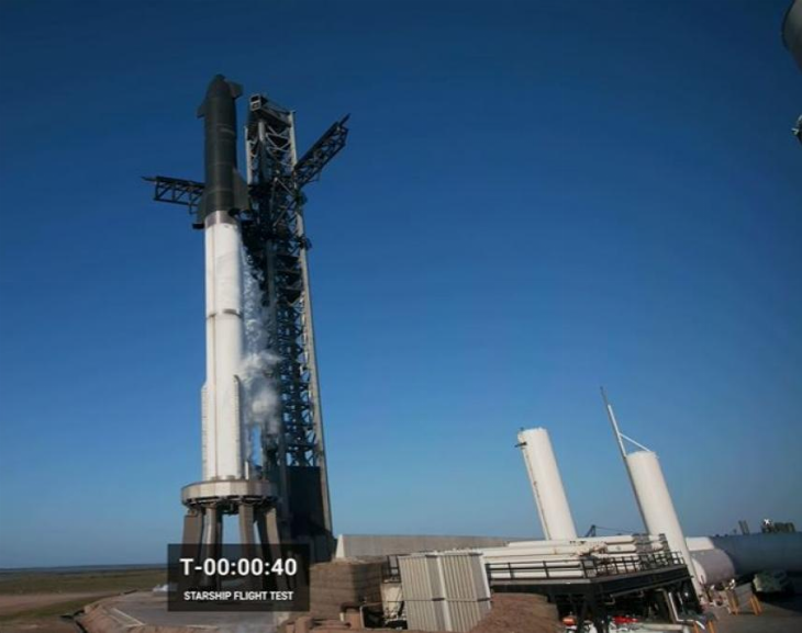 El cohete Starship explotó tras despegar en la primera prueba