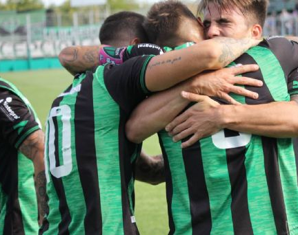 San Martín se floreó ante Dálmine: 4 a 0 en su casa