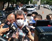 El Gobernador fue a las urnas y dijo: El clima de mañana debería ser de absoluta normalidad"