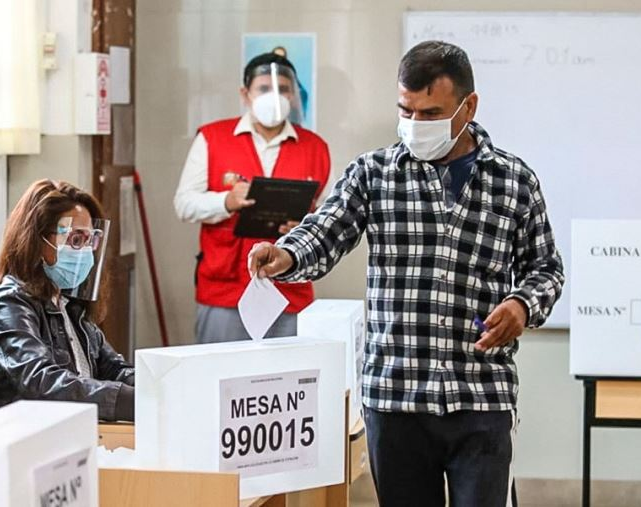 Elecciones 2021: tendrán mayor presupuesto que el previsto, pero costarán menos que en 2017
