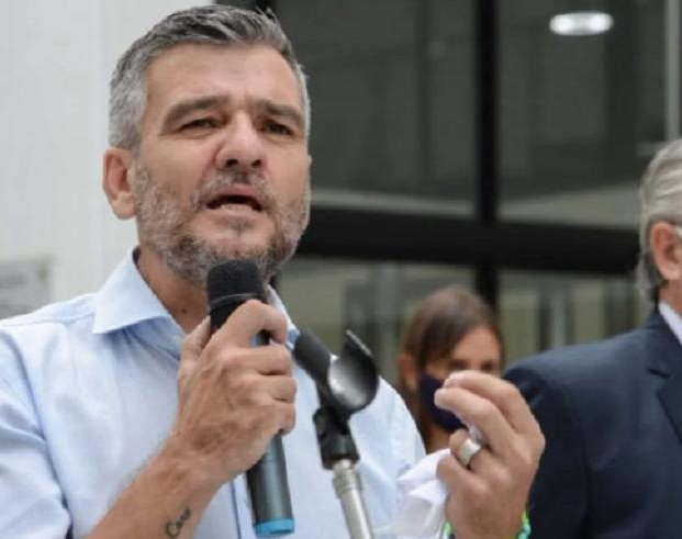 El Gobierno prepara un plan para formalizar a 8 millones de personas