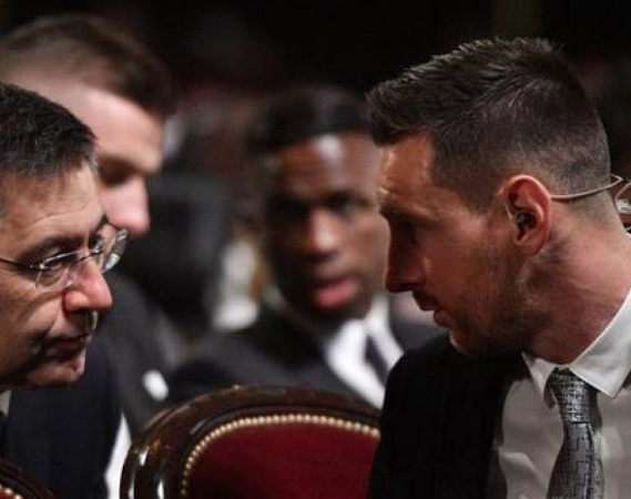 El presidente del Barcelona renunció, tras su pelea con Messi