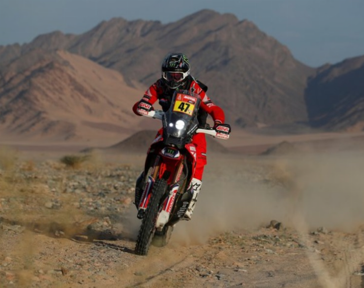 Histórico: el argentino Kevin Benavides ganó el Rally Dakar en la categoría motos