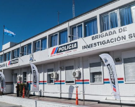 Un adolescente quedó detenido al intentar robar en una base de Servicio de Emergencia