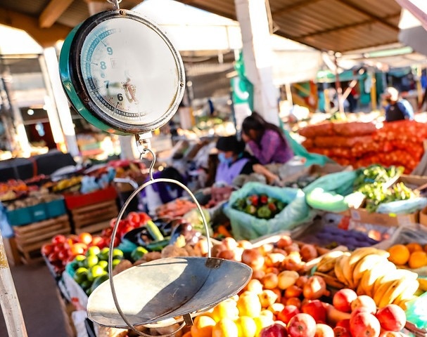 Se acerca la Noche Buena y no podés perderte estas ofertas de la Feria y el Abasto capitalino 