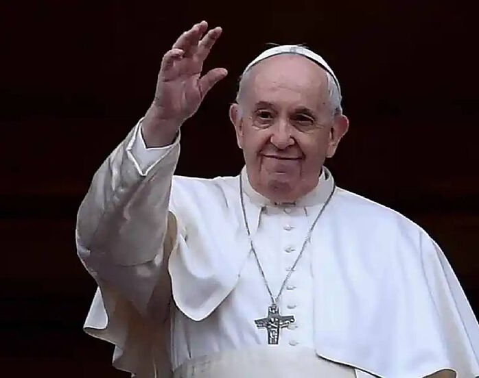Papa Francisco: se encuentra bien y comenzará una dieta "semilíquida"