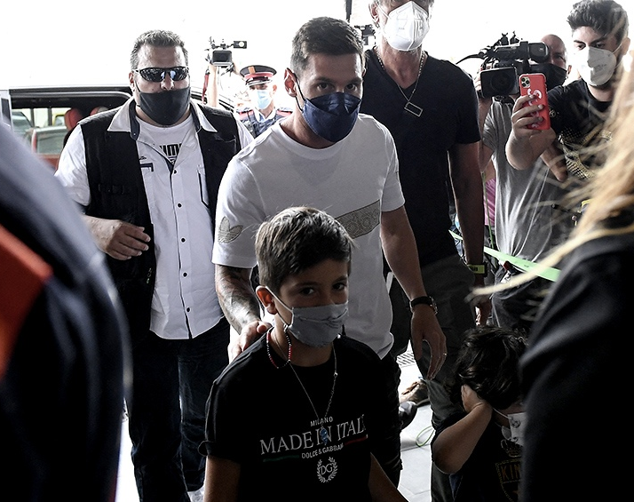 Lionel Messi llegó a un acuerdo con PSG y viaja en las próximas horas