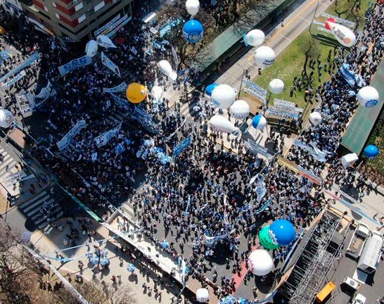 La CGT festejó la "lealtad" con un caos de tránsito en el centro de CABA