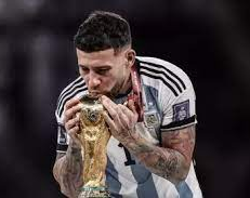 Otamendi no renovó el contrato con Benfica y en junio quedará libre 