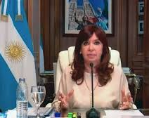 Cristina, a cargo de la Presidencia, arremetió contra la Corte Suprema