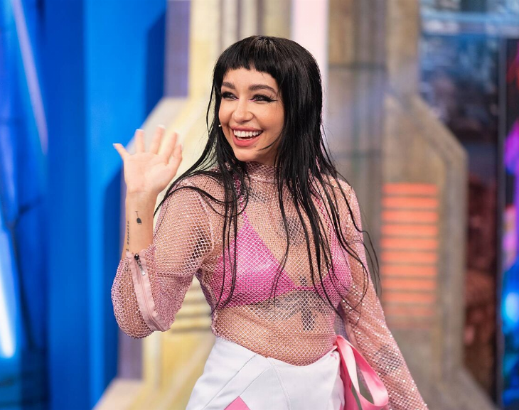 Maria Becerra mostró el tatuaje que se hizo con Rusherking del que se arrepiente