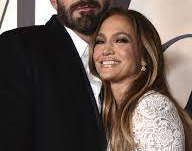 Jennifer López se casó con Ben Affleck, tres meses después de haberse comprometido