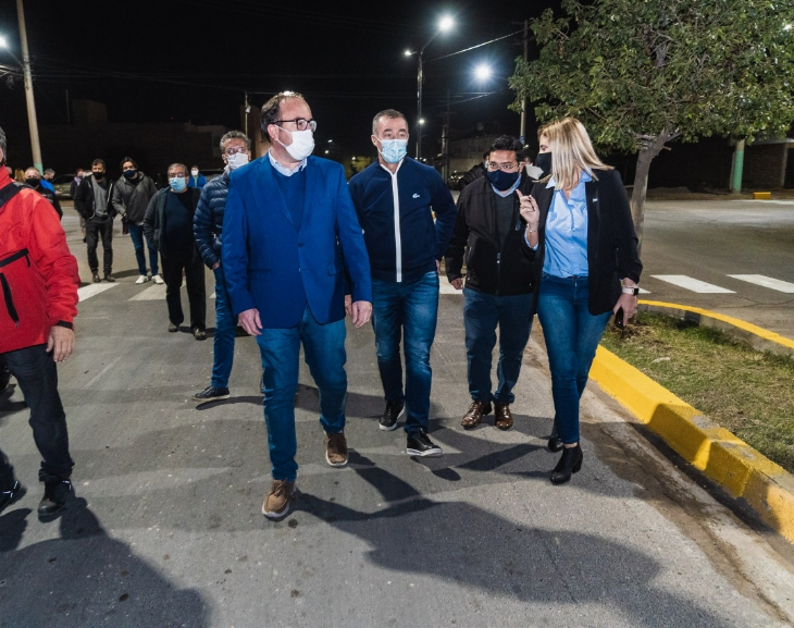 Fabián Martín recorrió las obras en dos barrios de Rivadavia