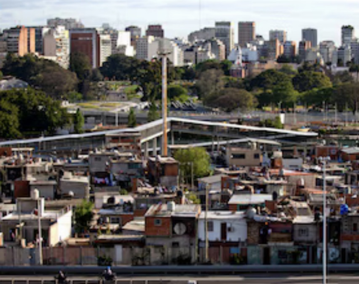 La desigualdad bajó frente al inicio del año, pero el 10% más rico concentra 13 veces más ingresos
