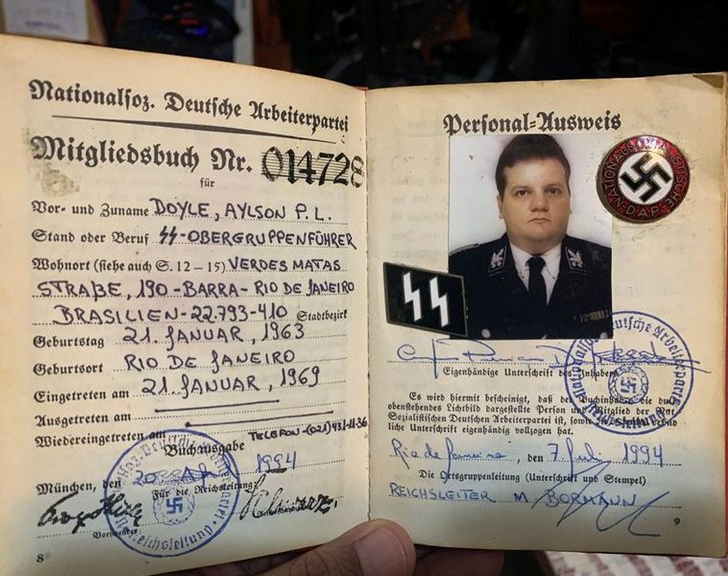Nazi y pedófilo: buscaban pruebas de violación y dieron con objetos de la SS alemana
