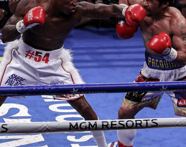 En su regreso, Pacquiao no pudo ante Yordenis Ugás, quien retuvo el título