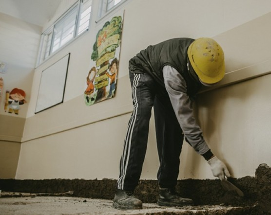 Educación informó que a fin de mes empiezan a arreglar 480 escuelas