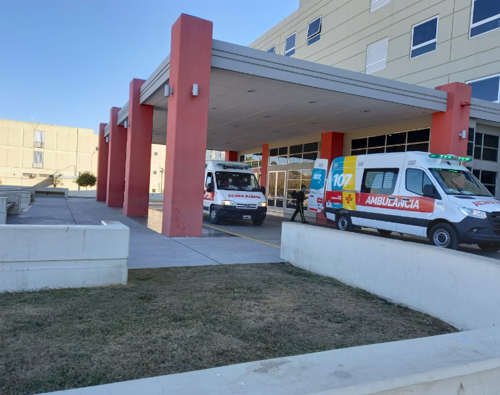Fractura expuesta para un motociclista que impactó con un auto