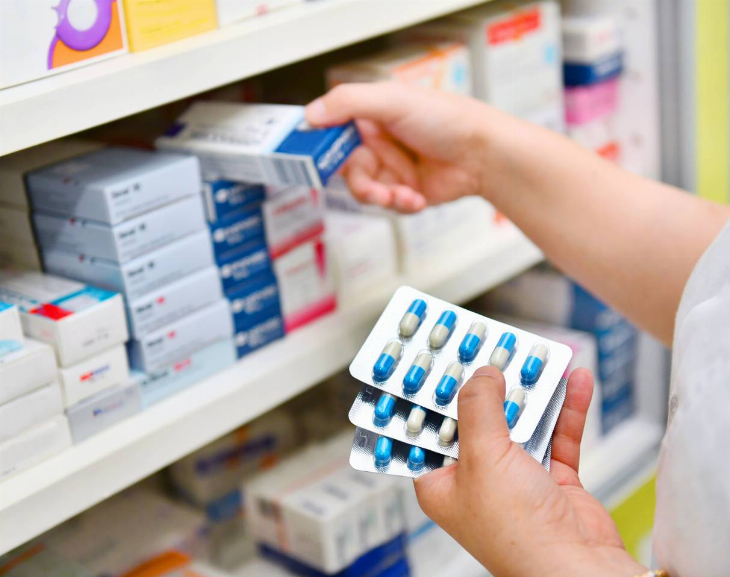 Farmacéuticos de San Juan piden controlar la venta de medicamentos en kioscos