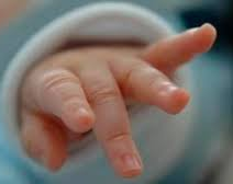 Un bebé de 3 meses murió ahogado con leche 