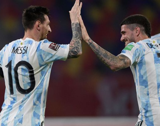Argentina saca ventaja y se impone ante Ecuador 