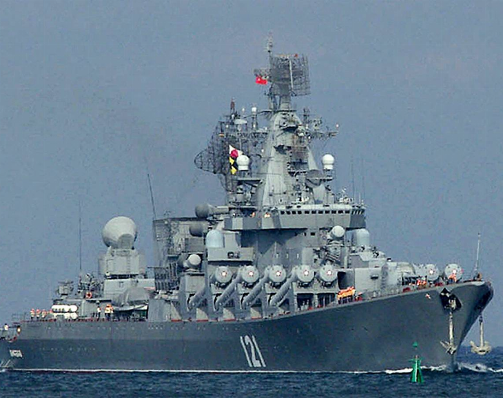 Rusia atacó nuevamente a Kiev tras el hundimiento de uno de sus buques insignia