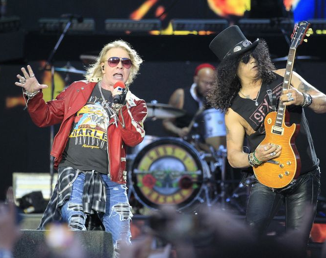 Volvieron los míticos Guns and Roses a la Argentina y los fans deliraron
