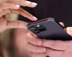 Recuperó el IPhone 12 que le robaron haciéndose pasar por comprador