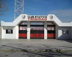 Escándalo en un Club Sanjuanino: escracharon con un pasacalle a su Presidente 